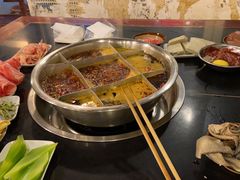 -邓莽子老火锅(中兴路总店)