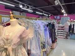-甜镜物语 LOLITA·汉服·JK制服三坑生活馆(滨江道店)