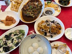 -侬佳蒸菜馆(听潮店)