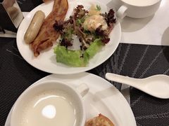 -上海佘山世茂艾美酒店