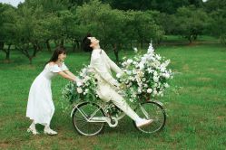 -雪中彩影婚纱摄影·微光艺术中心