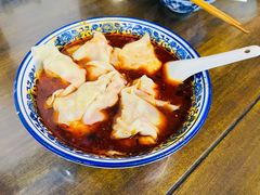 红汤抄手-西月城谭豆花(春熙路店)