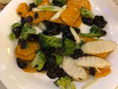 -十二饭点·川菜(北站圆融店)
