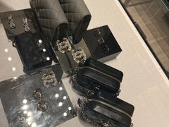 -CHANEL(恒隆广场店)