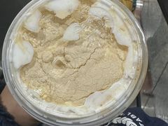 -星巴克(上海虹桥站2A检票口)