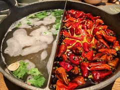 草本鸳鸯锅-盡膳口福跷脚牛肉火锅(晶耀前滩店)