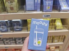 -moody彩瞳(环宇城店)