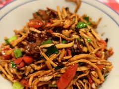 鲜辣炒笋干肥牛-荆九爷爆炒桥头三嫩(云南北路店)