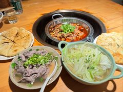 -大众跷脚牛肉馆·非遗传承单位(峨眉山店)