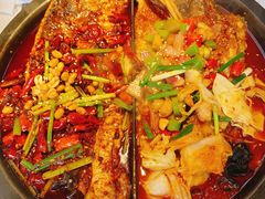 -鸣记脆皮烤鱼·海鲜烤鱼(三八广场店)