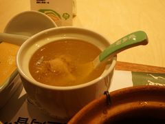 -老乡鸡(上海白玉兰广场店)