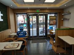 大堂-华莱士·炸鸡汉堡(华府店)