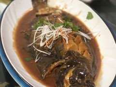 红焖深海鲽鱼-崴海渔村(虹梅路店)