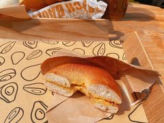 椰香奶油贝果-Catch Bagel(芳草地店)