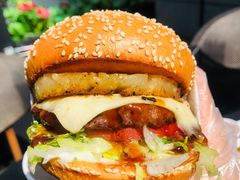 -The Habit Burger Grill 哈比特汉堡(世博店)