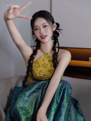 -纯色时光婚纱艺术馆WHITE