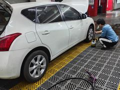 -龙捷快修(方洲邻里中心店)