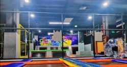 -蹦贝运动中心·蹦床·攀岩·闯关(龙岗店)