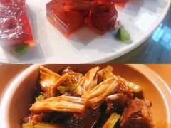 -山楂树融合菜餐厅