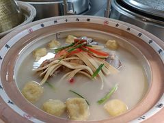 -小乌猪·金华筒骨煲(永盛购物广场店)