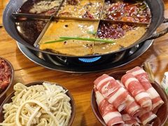-正南齊北重庆老火锅(光华村直营店)