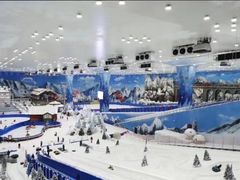 -长沙湘江冰雪世界