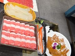 -宽板凳老灶火锅(台湾街店)