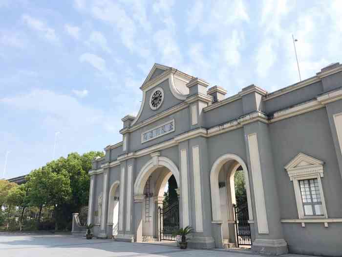 1865凡德文化艺术街区-"早就听说这个1865艺术街区很适合拍照,.