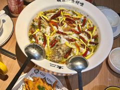 -太二酸菜鱼(武汉光谷保利店)