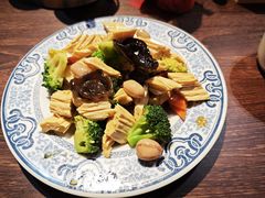 -老北京胡同味道二荤铺(酒仙桥店)