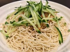 -肥肥虾庄·金牌油焖大虾(汉口城市广场店)