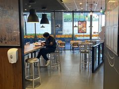 大堂-汉堡王(华润五彩城店)