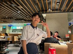 -海底捞火锅鲜切牛肉主题店(长寿路店)