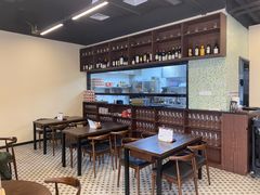 大堂-龍炎馬仔烧味(首位中心店)