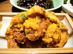 棒棒的蛋黄鸡翅-弄堂里·寻味杭州(湖滨银泰in77C区店)