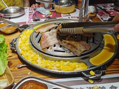-青瓦炭韩潮烤肉(花园道店)