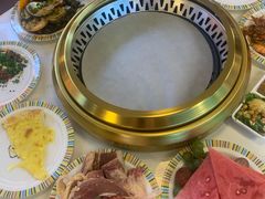 -布罗城堡自助烧烤(鸿通城购物中心店)