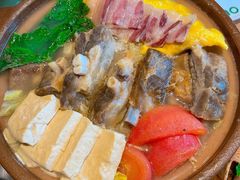 丽江腊排骨锅-一坐一忘云南菜(嘉里中心店)