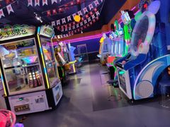 -星舰梦航(广百广场荔胜店)