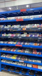 -逝水玩具折扣店