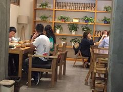 -一两饭川味素食餐厅