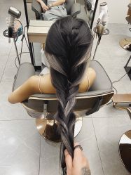 -HAIR HERE造型
