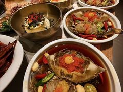 -草家酱蟹炭火烤肉店(珲春南路一店)