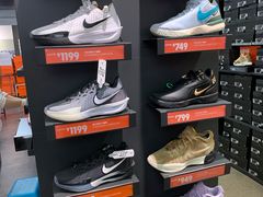 -NIKE上海青浦优选体验店