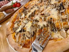 -城市大道红炉披萨烘焙坊