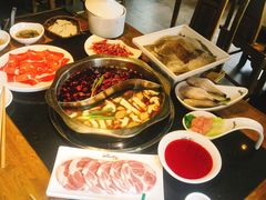 -纸盐河码头火锅(十八梯店)