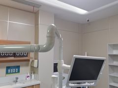 -上海仁爱医院口腔科 · 种植