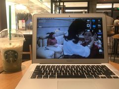 -星巴克臻选(惠州华贸天地1楼店)