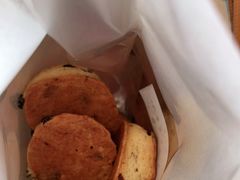 -SKROLL卡特司库·蛋糕定制·生吐司·司康(古北程家桥店)