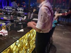 -大连君悦酒店 · VIVA(星海广场店)